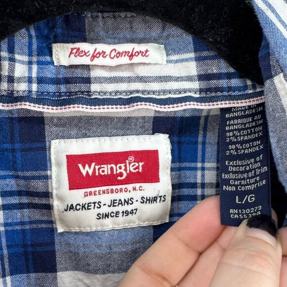 Wrangler Flex for Comfort Blue Plaid Button Down Shirt Sz L | Utility Stretch - Picture 4 of 4
